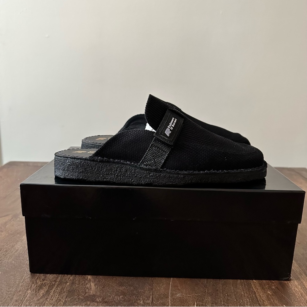 A&P X PADMORE & BARNES SLIDE BLACK/BLACK